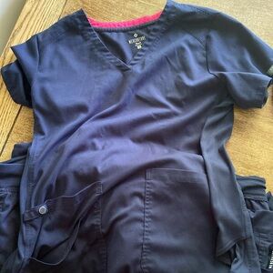 Med couture touch Large joggers and one large top